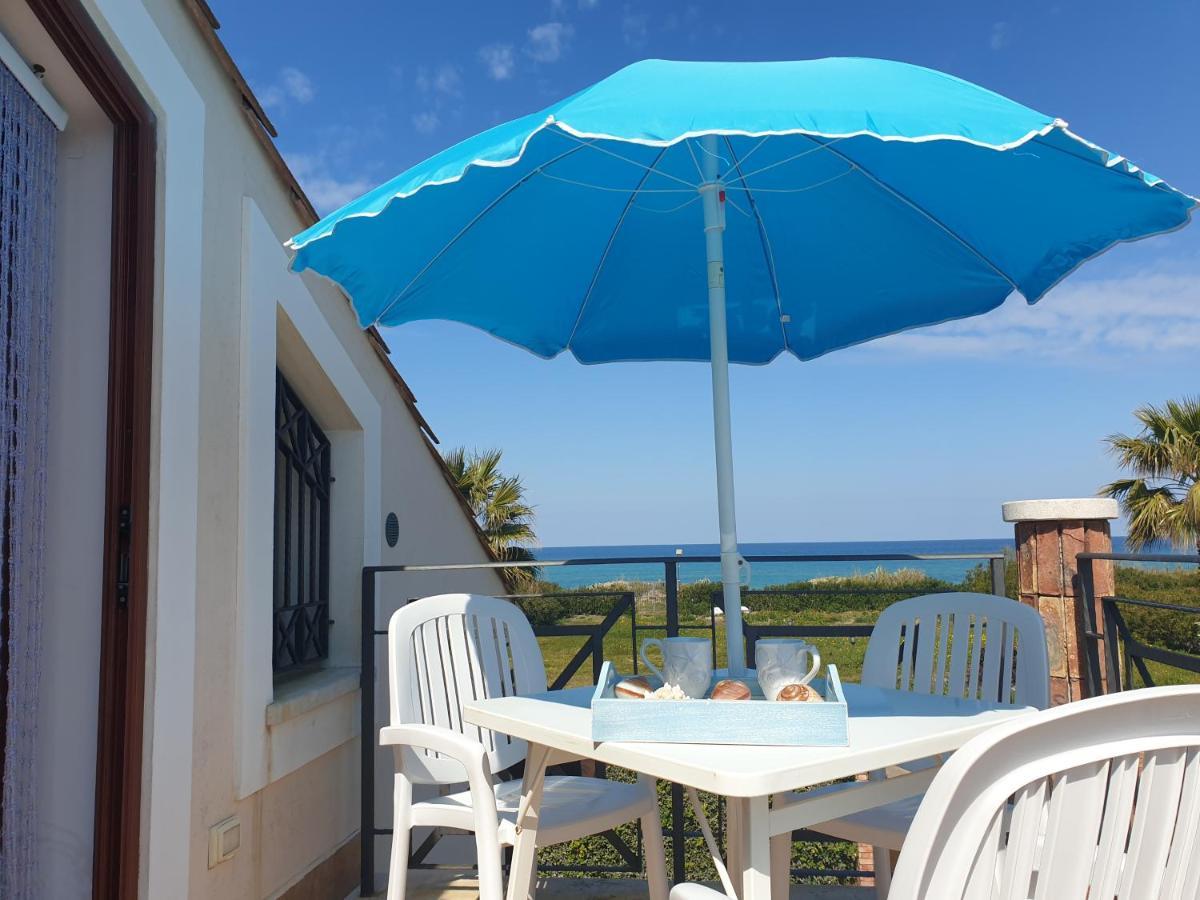 Villa Amare 캄포펠리체 디 로첼라 외부 사진